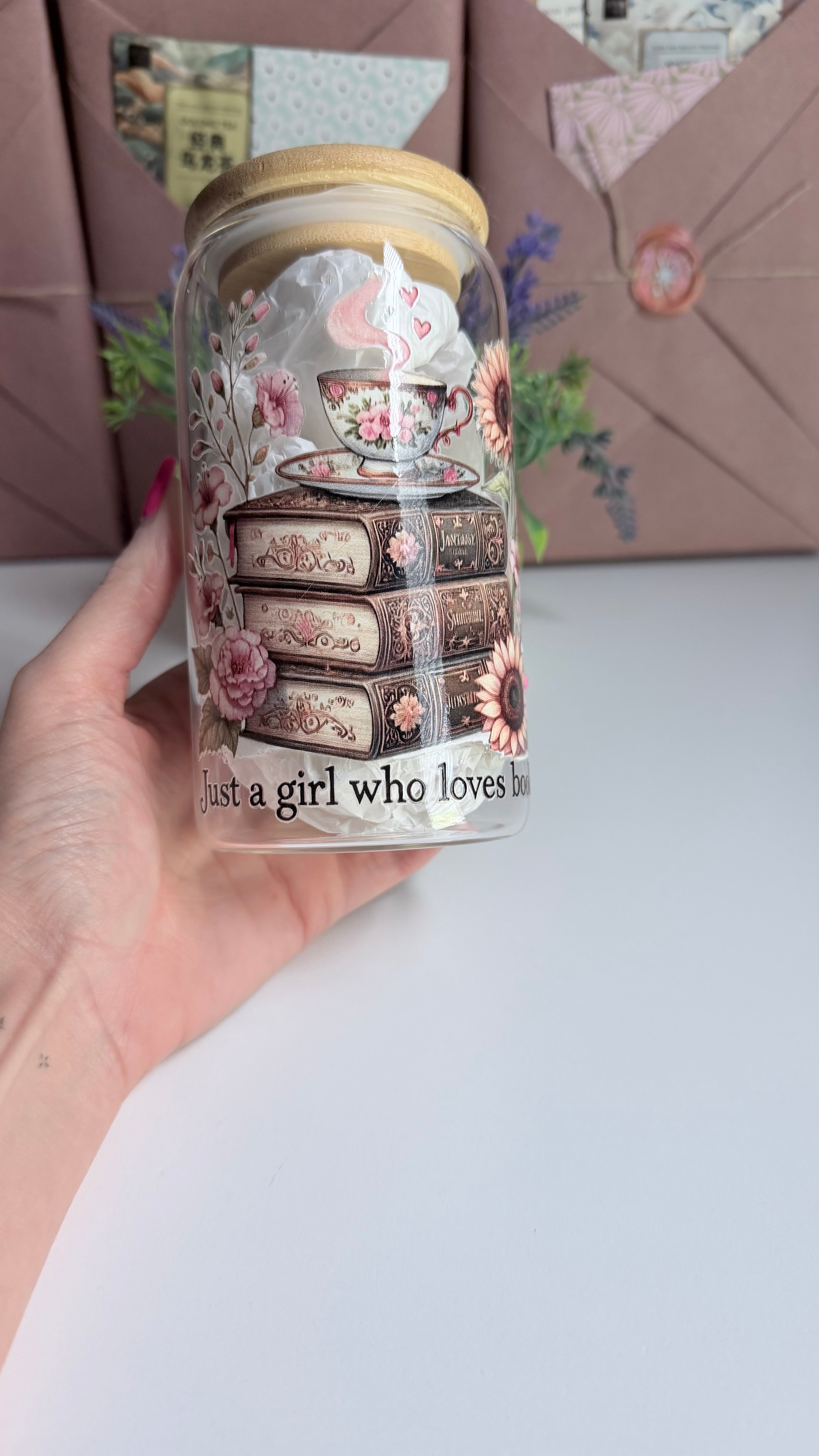 Just a Girl Who Loves Books 📖 Cup 🫙